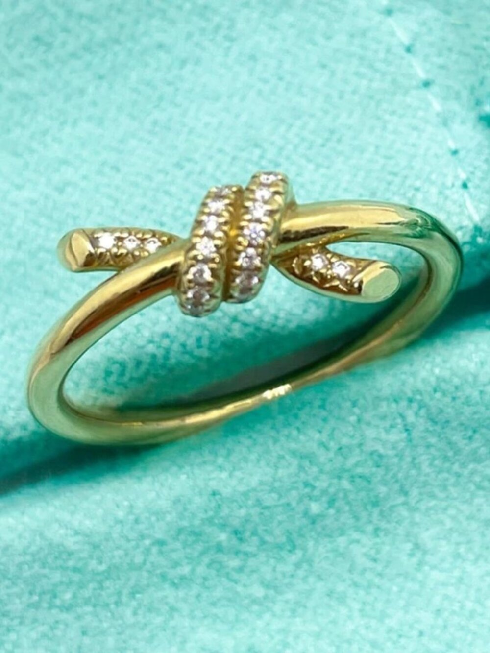 Tiffany & Co. Knot Ring 18K Yellow Gold w/ Diamonds Size 5.25